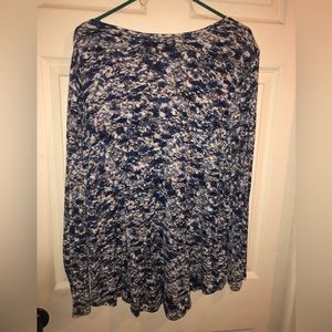 Simply Vera Vera Wang 3X long sleeve , v neck , 100% rayon tie dye look, New